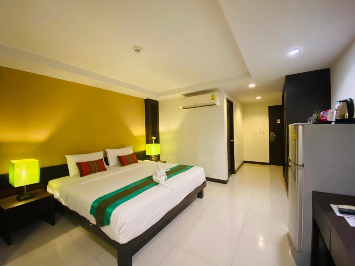 Tycoon Suite By Goad Avadhess Hospitality 1Km Walking Street Pattaya Beach Eksteriør billede