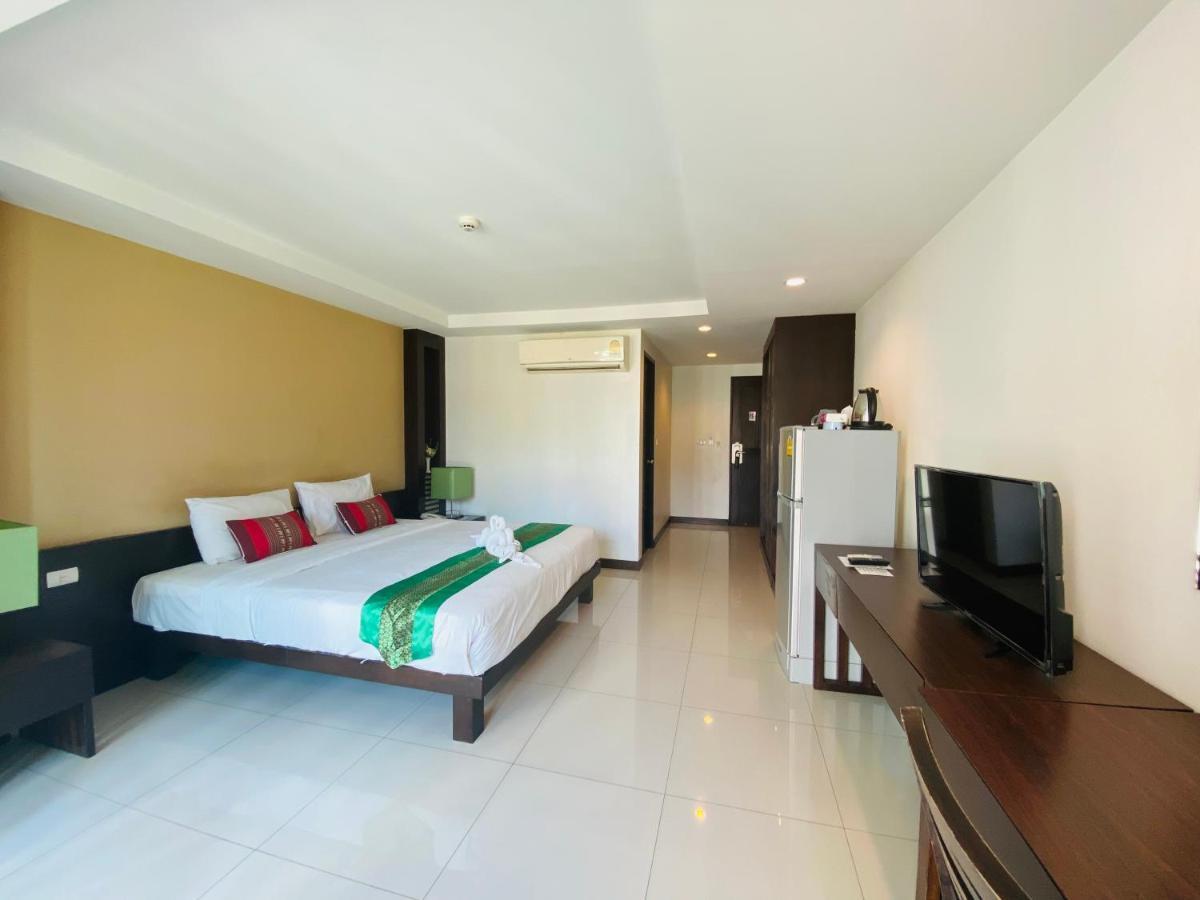 Tycoon Suite By Goad Avadhess Hospitality 1Km Walking Street Pattaya Beach Eksteriør billede